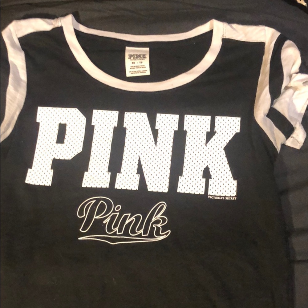pink shirt